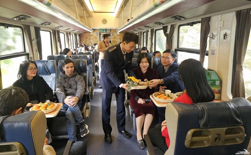 Heritage Train to Connect Hanoi with Thai Nguyen Tea Culture